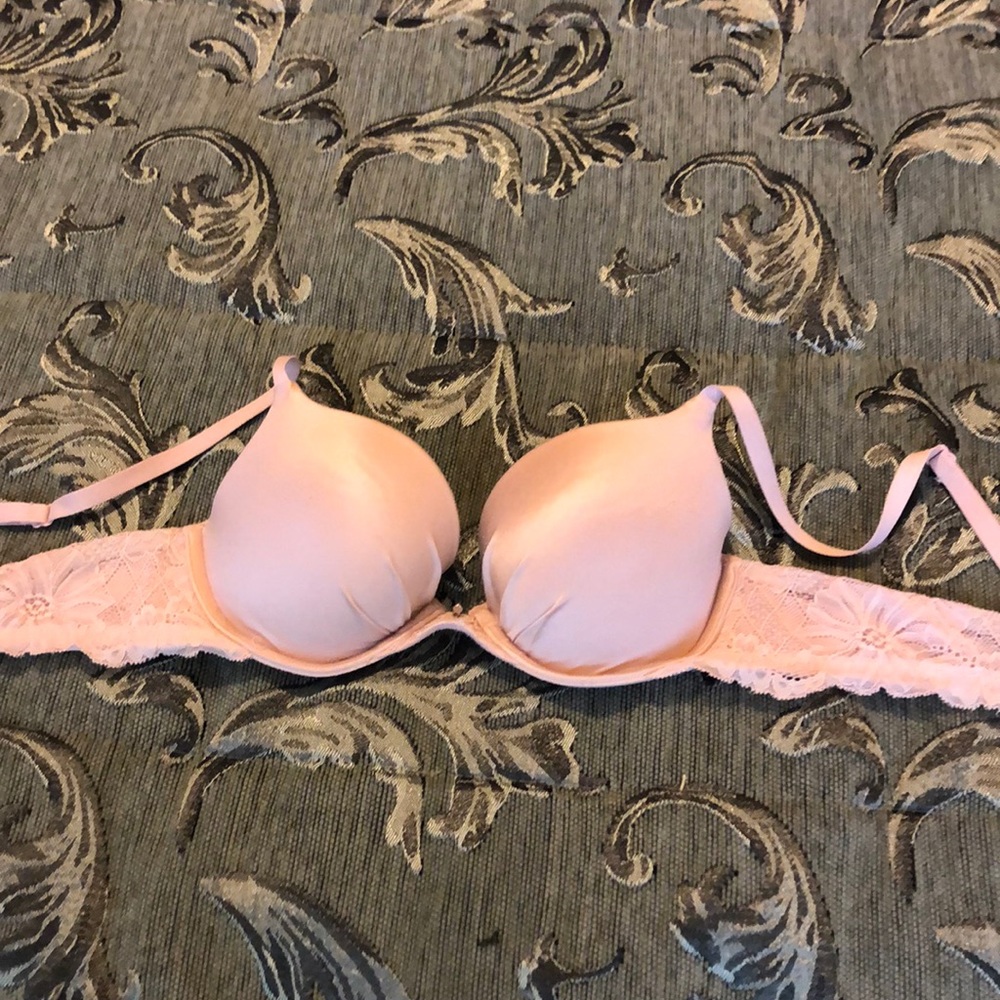 Nude bra